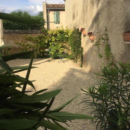 Maison De Vacances Jocelyne Lauris Bagian luar foto